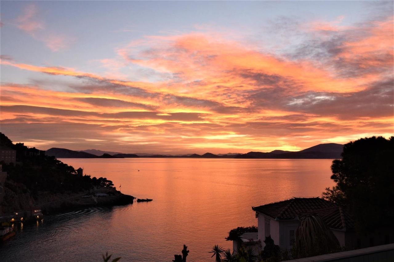 Villa Sunset Hydra Bagian luar foto
