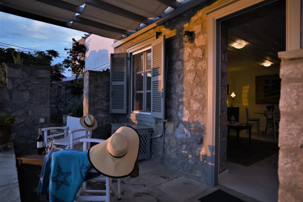 Villa Sunset Hydra Bagian luar foto